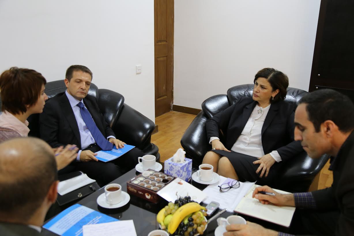 <span>İtaliya səfiri Tərcümə Mərkəzində olub	
	</span>