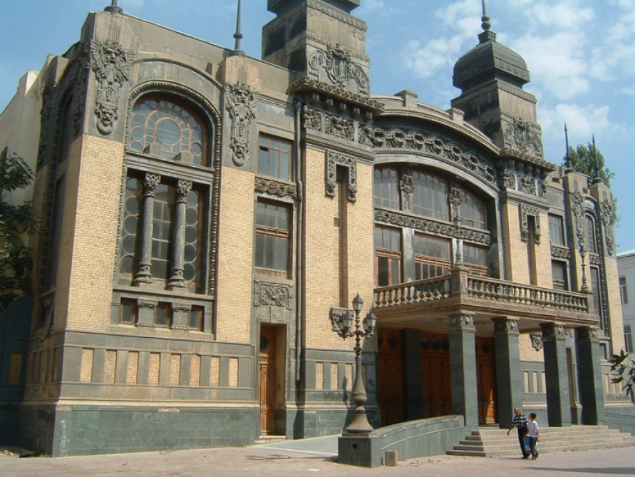 Opera və Balet Teatrı yeni mövsümün açılışına hazırlaşır