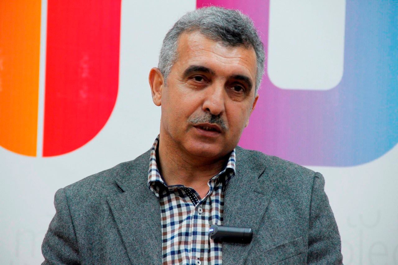 Rasim Qaraca: \"Onlar ədəbiyyatı məhv edir\" - <span>MÜSAHİBƏ</span><br>