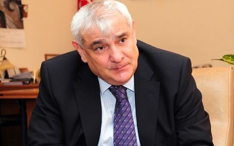 Qırğızıstanda Kamal Abdullanın kitabı çap olunub - <span>FOTO</span><span><br></span>