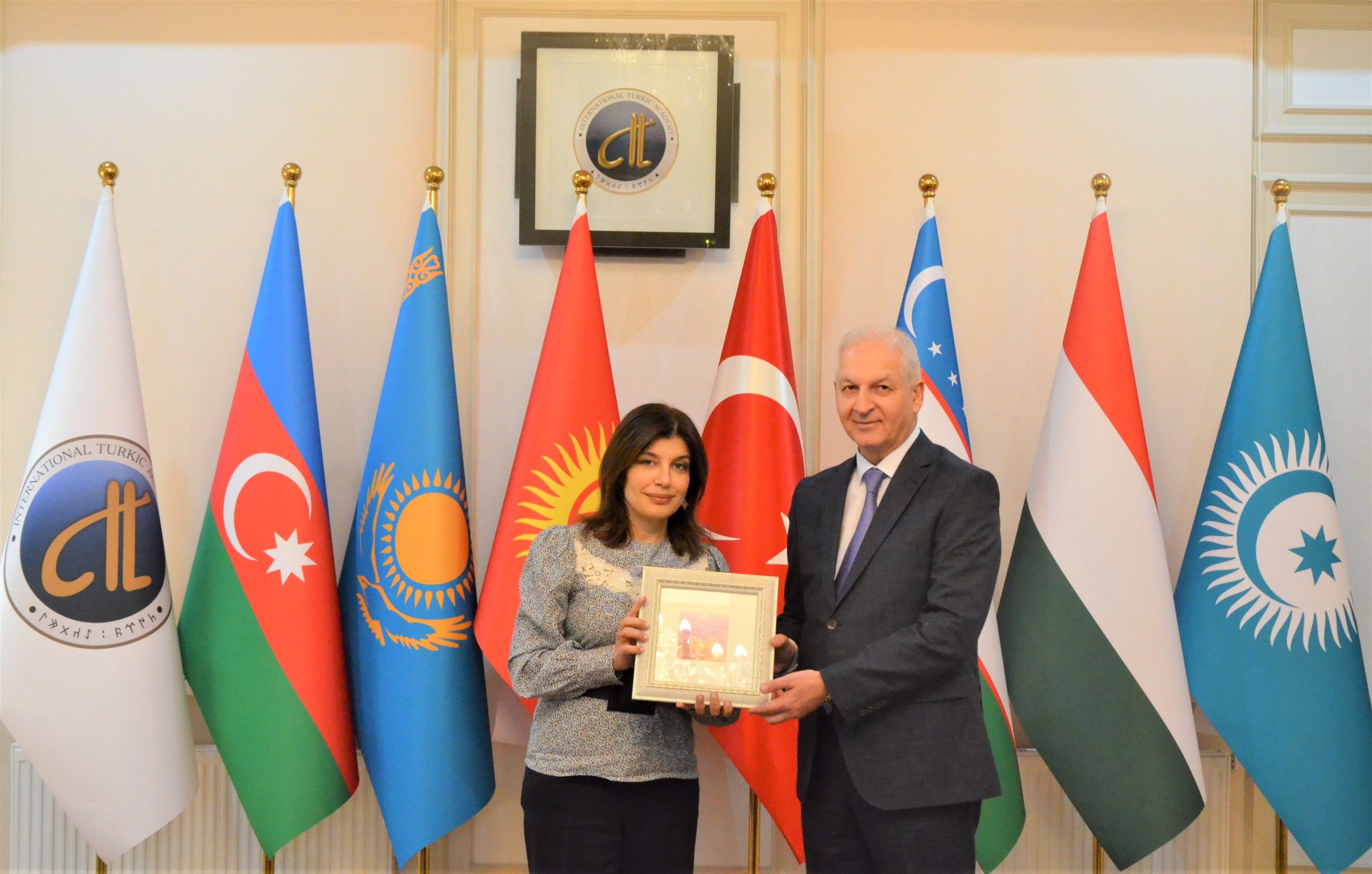 İki beynəlxalq Türk təşkilatı bir arada