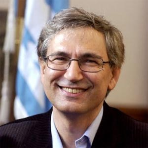 <span>Orxan Pamuk azərbaycanlı yazıçıya məktub göndərib</span>
