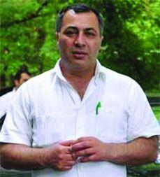Əsəd Cahangir Elçin Hüseynbəyliyə mədhiyyə yazdı
