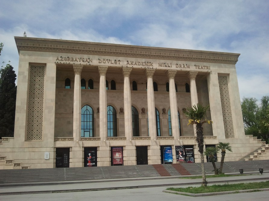 Milli Dram Teatrı mart repertuarını açıqlayıb