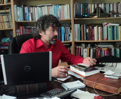 Şahbaz Xuduoğlu: “Sabir Rüstəmxanlı ilə fikirlərimiz həmişə üst-üstə düşmür”