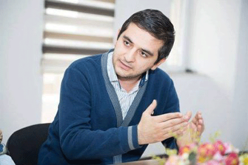Yazıçı Mövlud Mövlud intihar etdi